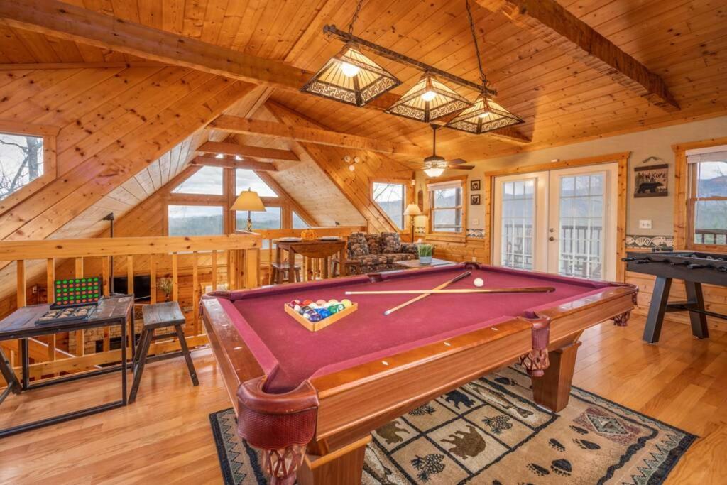 Over The Mountain - Smoky Mountain View Cabin เซอเวียร์วีล ภายนอก รูปภาพ