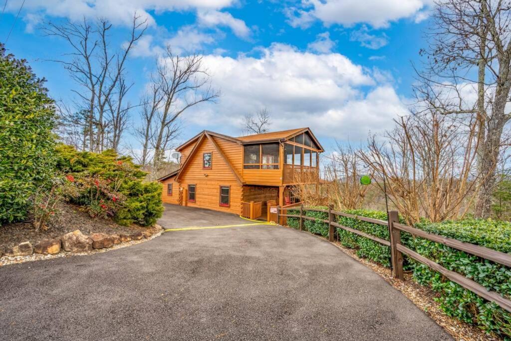 Over The Mountain - Smoky Mountain View Cabin เซอเวียร์วีล ภายนอก รูปภาพ