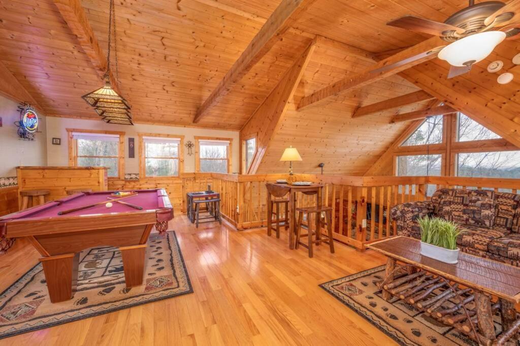 Over The Mountain - Smoky Mountain View Cabin เซอเวียร์วีล ภายนอก รูปภาพ