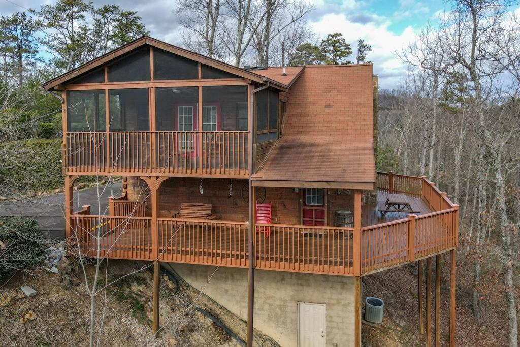 Over The Mountain - Smoky Mountain View Cabin เซอเวียร์วีล ภายนอก รูปภาพ