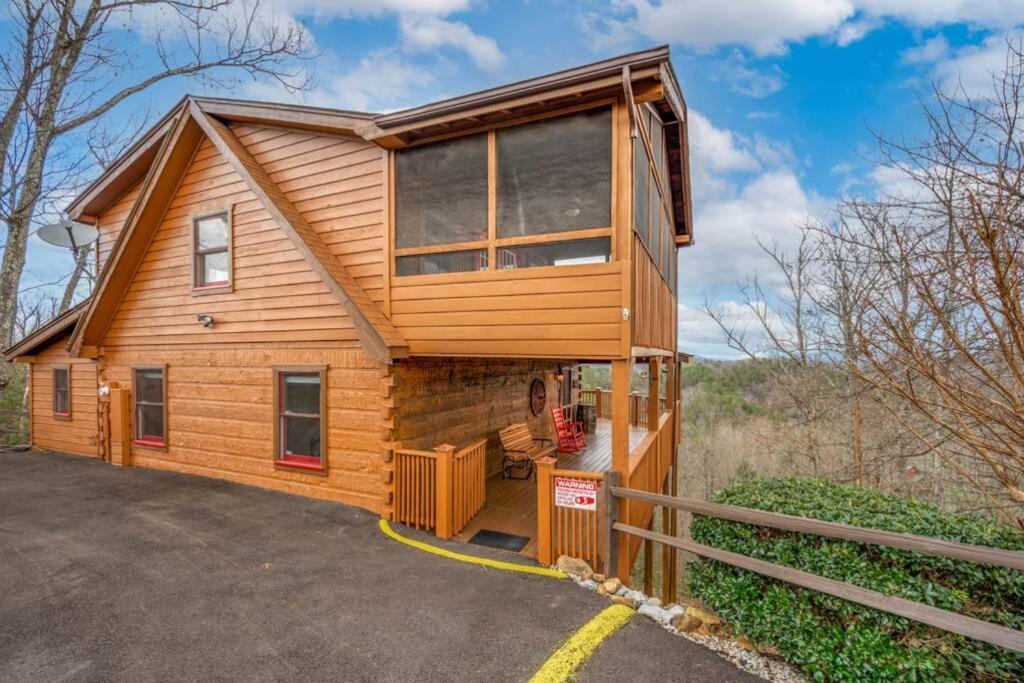Over The Mountain - Smoky Mountain View Cabin เซอเวียร์วีล ภายนอก รูปภาพ