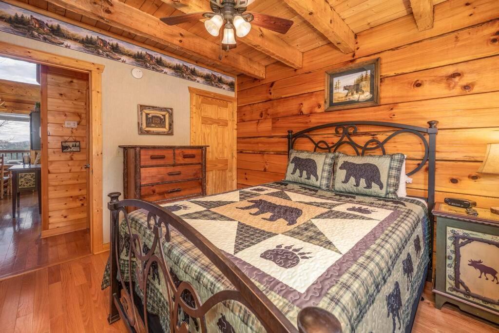 Over The Mountain - Smoky Mountain View Cabin เซอเวียร์วีล ภายนอก รูปภาพ